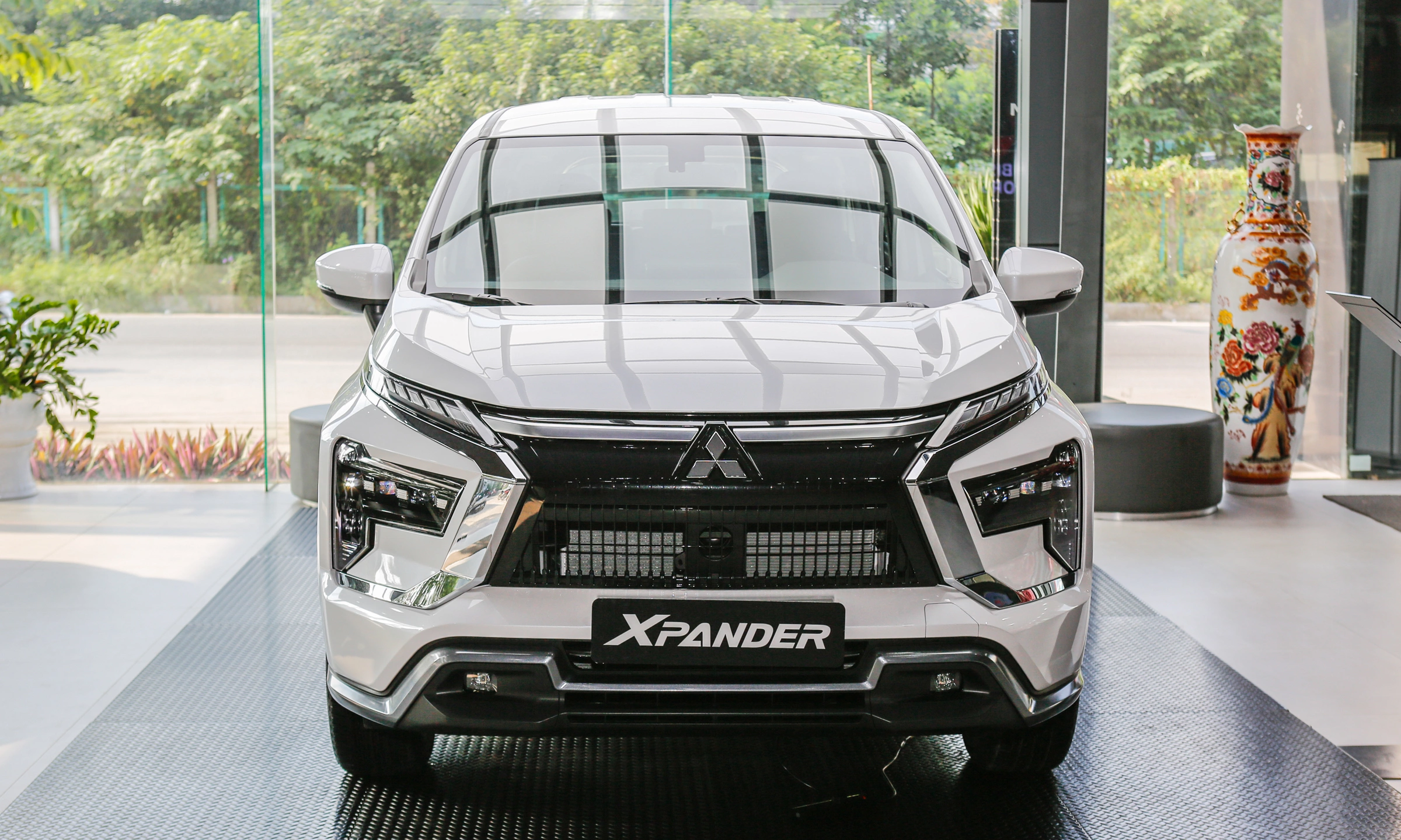 MITSUBISHI XPANDER - Image 3